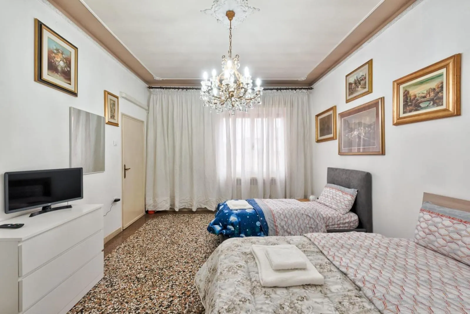 בית הארחה מסטרה Santa Marina Venice Apartment